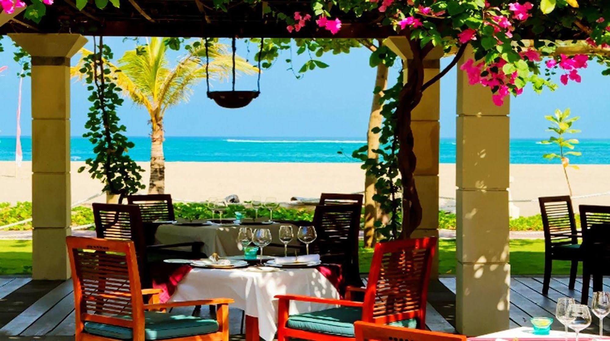 The Sandi Phala Beach Resort And Ma Joly Restaurant Кута Екстериор снимка